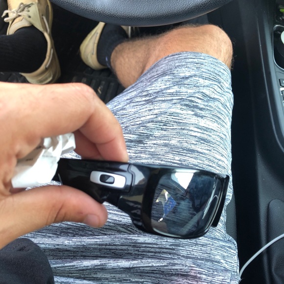 Oakley Sunglasses - Picture 2 of 2